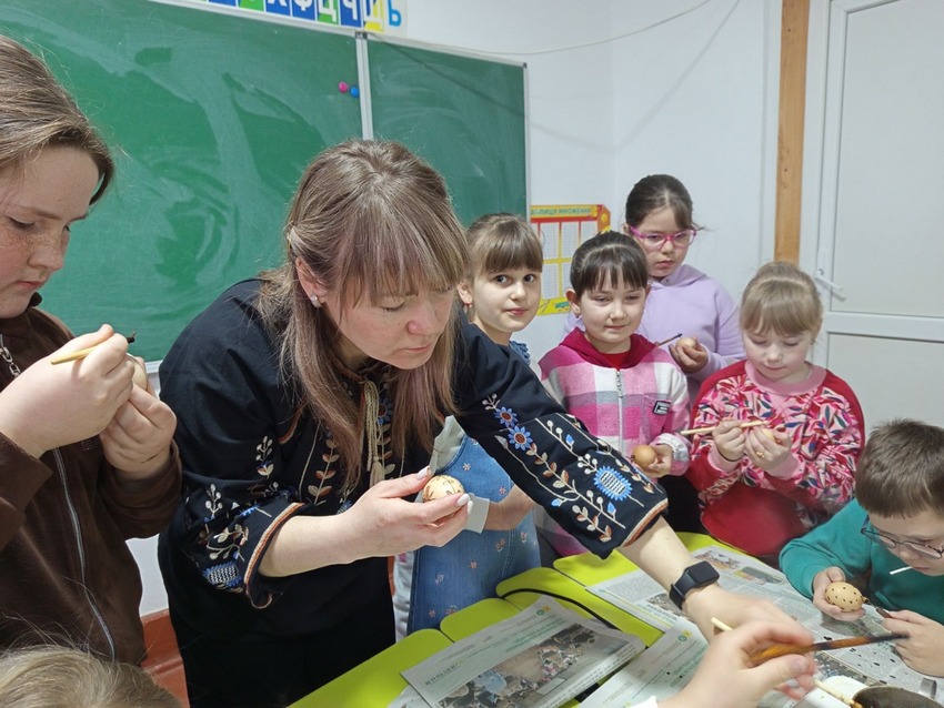 Пост в блозі №210. Квітень, сповнений пам’яті, добра і традицій 🌸